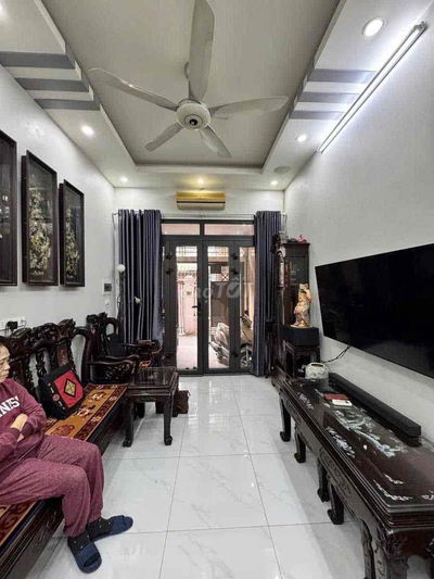 NHÀ TỨ LIÊN - NGÕ THÔNG - GẦN Ô TÔ, FULL NỘI THẤT 45M2 11,4 TỶ