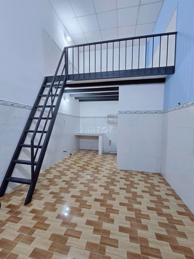 Phòng mới mẻ thoáng mát, 25m2 ngay Nguyễn Duy Trinh khu CNC Q9, ở liền