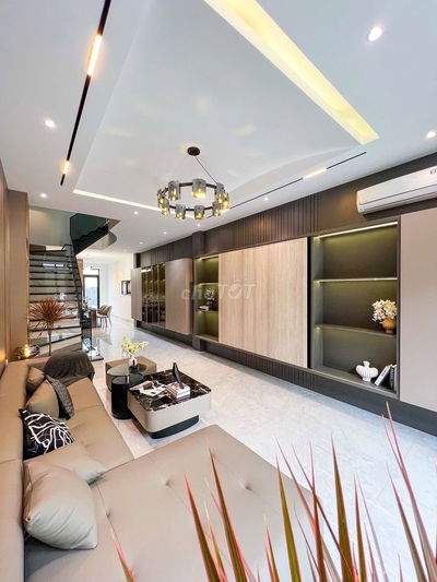 Bán nhà giá rẻ tại Hóc Môn đang cho thuê 6tr có 60m2 giá 1ty850tr