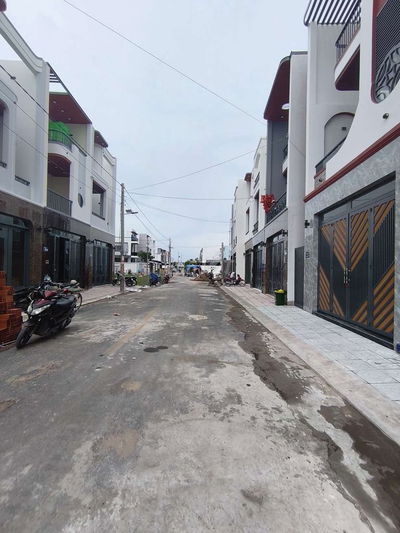 NHÀ 2 TẦNG FULL NỘI THẤT GẦN KHU CÔNG NGHIỆP CẦU TRÀM