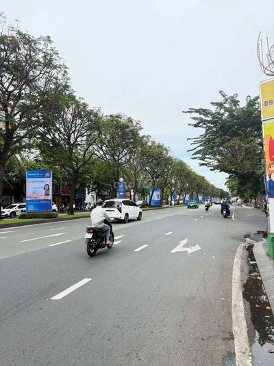 NHÀ MẶT PHỐ-TRƯỜNG SƠN P2TB(SÂN BAY TSN)-5 TẦNG(4,5×20),7PN.SẴN HĐTHUÊ