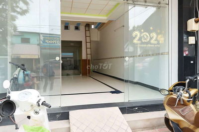 CHO THUÊ NHÀ MẶT TIỀN NGUYỄN CỬU PHÚ, TRỆT RỘNG + LẦU, 5×25M