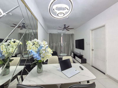 Căn hộ góc thiết kế mới độc lạ chuẩn sang trọng chưa cho thuê lần nào