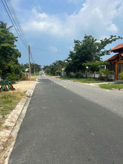 Bán 5m x 55m đất thổ cư Đường Trưng Trắc,Tân An, LaGi giá ngộp sổ