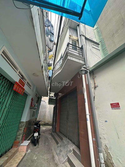 Nhà 2pn 3wc có máy lạnh ngay chợ Gò Vấp thích hợp gia đình nhóm bạn ở