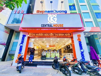 🍑Nguyên căn MT - NGUYỄN THỊ MINH KHAI, Q1🍑 8x15m (3 Tầng)