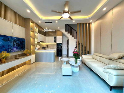 Ô tô đỗ cổng, phố Minh Khai, phân lô ngõ nông rộng, kinh doanh đỉnh.