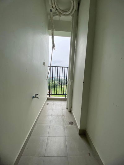 Cần bán căn 2PN giá 1,83 tỷ, tặng lại nội thất dính tường, tầng trung