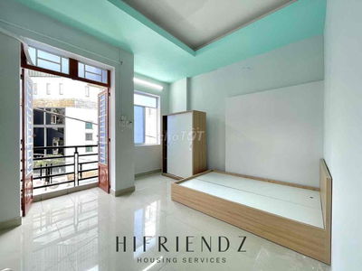 CHDV 2 Phòng ngủ ban công mới toanh gần Ngã Tư Bốn Xã cách VHU 9P