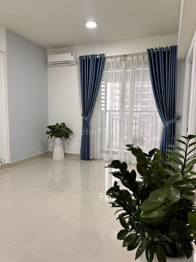 Tôi chính chủ cần bán lại căn hộ 2PN như clip. A/c mua căn hộ alo e.