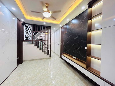 BÁN NHÀ THANH XUÂN - NGÕ RỘNG BA GÁC TRÁNH - GẦN PHỐ - FULL NỘI THẤT