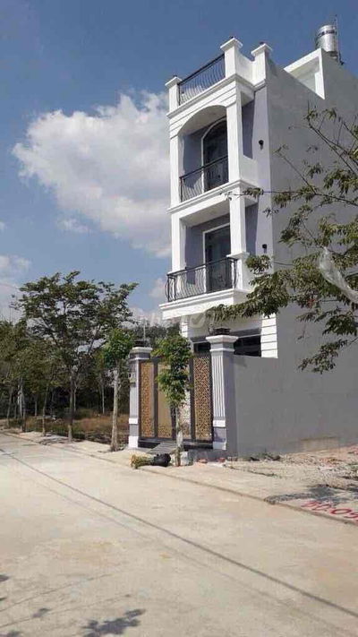 SIÊU PHẨM LÒ LU CÓ 1-0-2 ĐẸP LONG LANH,4TẦNG DT60M CHỈ 6.XTỶ TL QUẬN 9