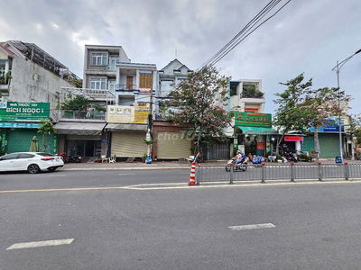 Nhà mặt tiền kinh doanh gần BigC Go, phường Đông Hòa, TP Dĩ An.
