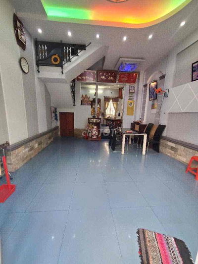 Mặt tiền hẻm xe hơi văn thân 4 tầng 65m2 hoàn công đủ chỉ nhỉnh 8 tỷ