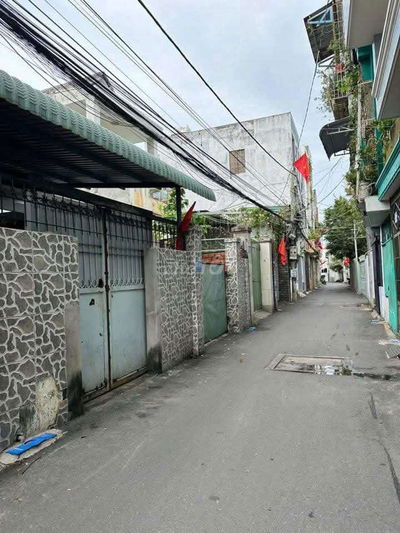 Bán nhà cấp 4 hẻm ô tô đường Phạm Hồng Thái