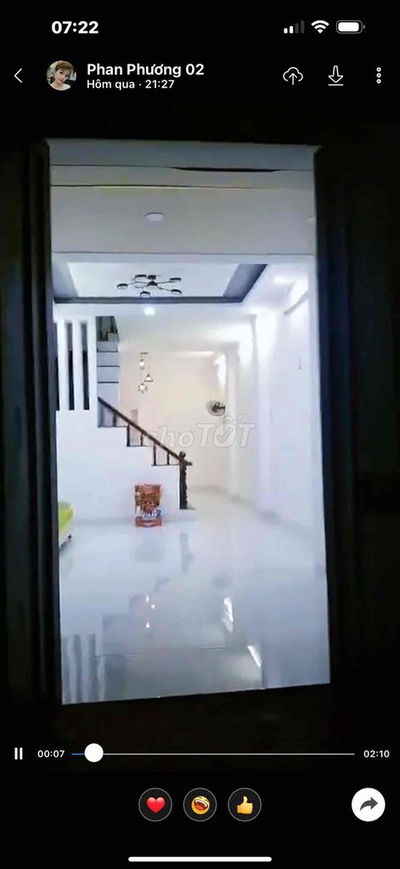 Cho thue nhà giáp GV 2lầu 3PN 3wc hẻm xe hơi thông giá 8tr mới keng