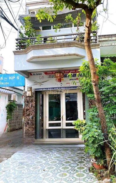 Nhà thuê Mặt Tiền Lê Đình Thám. Quận Tân Phú (1PN, 2WC). Dtsd 78m2