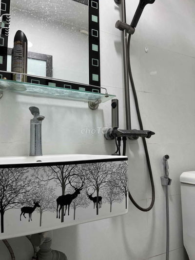 tập thể tầng 1 tôn đức thắng