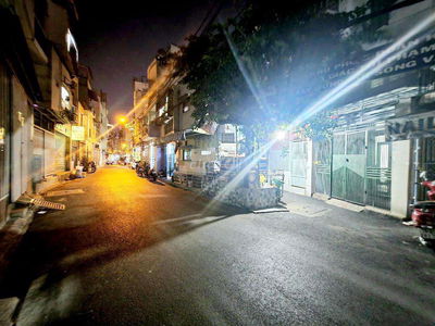 5,5Tỷ Nhà Phú.N. 4Tầng+5PN