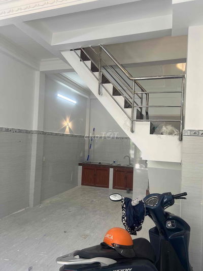 1/ khu TÊN LỬA Trệt Lầu NHÀ MỚI VÀO Ở NGAY