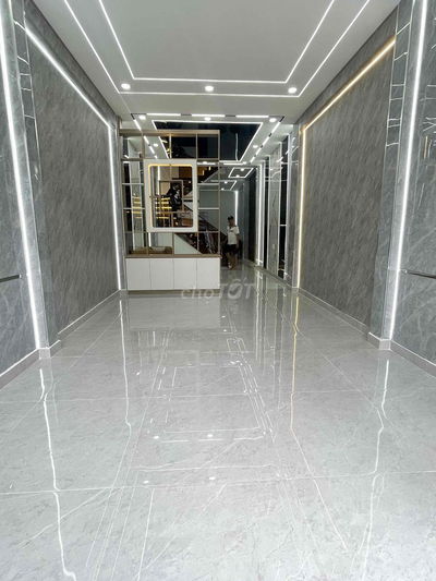 MT Phạm Văn Chiêu, 3.7 x 20, đúc 2 Lầu, 4PN, 5WC. Full nội thất