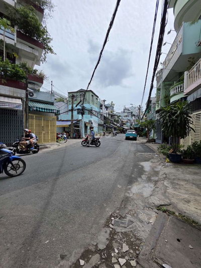 Bán nhà mặt tiền kinh doanh đường Lê Thị Bạch Cát