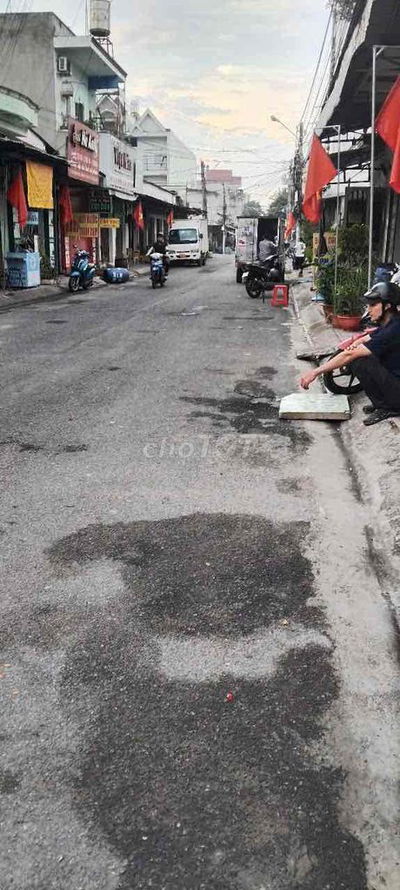 Bán Nhà Mặt tiền đường rộng 14m, Đường số 3, Bình Hoà, Thuận An BD