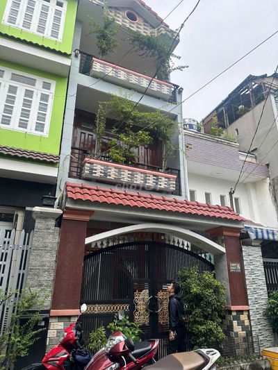 Chính chủ cần bán căn nhà 1/ LÊ ĐỨC THỌ, 3 TẦNG, HẺM XE TẢI.