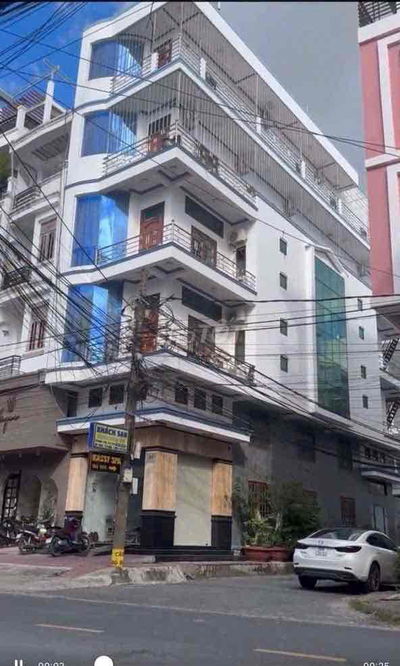 BÁN KHÁCH SẠN TRUNG TÂM CÁI KHẾ 17PHÒNG FULL NỘI THẤT ĐANG CÓ DOANHTHU