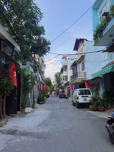 NHÀ ĐẸP 4 TẦNG HUỲNH THIỆN LỘC HẺM NHỰA XE TẢI 8tỶ