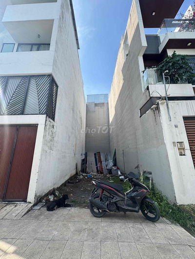 ĐẤT THỔ CƯ KHU ĐỒNG BỘ KHU VIP NGAY GIGA MALL - HẺM Ô TÔ - GIÁ THƠM