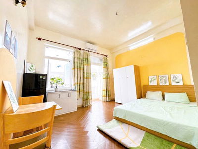 CHDV Ban Công rộng sang trọng nền gỗ gần emart thông qua Phạm văn bạch