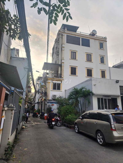 HXH Âu Dương Lân P3 Q8  - 3,5 x 10,5m ( nở hậu 4m ) -