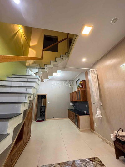 nhà 2 PHÒNG NGỦ 4x12,5 TIỂU LA, Hoà Cường Bắc. hẻm oto