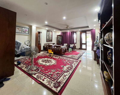 NHÀ MẶT PHỐ VEW CẦU TRẦN HƯNG ĐẠO, GIÁ RẺ BẤT NGỜ