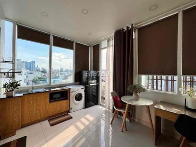 Căn Hộ Full Nội Thất Ban Công Máy Giặt Riêng Ngay Nguyễn Hữu Cảnh