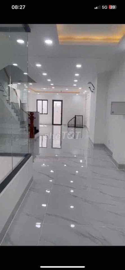 Nhà cho thuê HXH .Phường Bến Nghé Quận 1. Dt:5x20(4 lầu 6p)