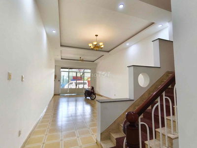 Nhà đường 5B KDC TÊN LỬA gần Aeon Mall 5x20m xây 4 lầu giá 12,5 tỷ