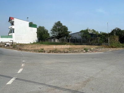 Bán đất 205m2 giá 1,1 tỷ mặt tiền Nguyễn Thị Rành, xã Nhuận Đức Củ Chi