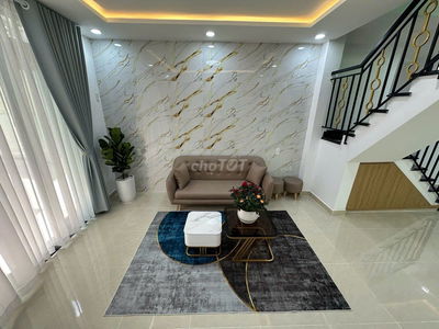 Nhà Đẹp 2 Mặt thoáng. 159/27 Trần Quốc Thảo. Full nội thất. 6.7 Tỷ