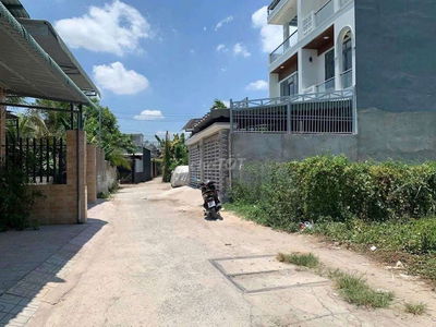 Đất gần ngay Đường Nhựa và Lái Thiêu