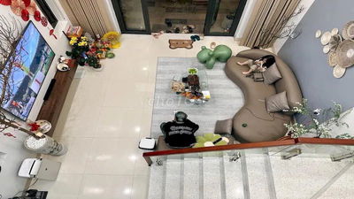 BÁN NHÀ PHỐ PHÚ THƯỢNG VÀI MÉT RA Ô TÔ, HÀNG XÓM CIPUTRA, TIỆN ĐI LẠI