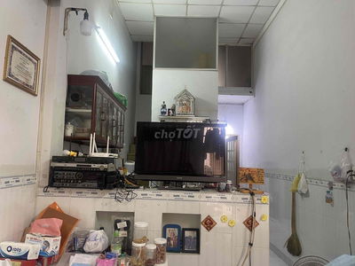 nhà ngay đại học luật- nhà thờ fatima- 42m2- 2pn