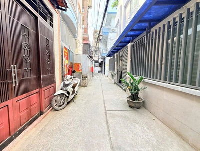 Hẻm 3m sạch sẽ, 4 căn ra MT - Bình Giã 5 tầng, 35m2 ngang 4m.