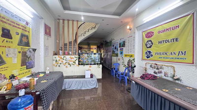 Nhà ở 60m2 nguyên căn có sân cho thuê kinh doanh , văn phòng..