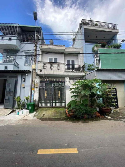 BÁN NHÀ MẶT TIỀN ĐƯỜNG NHỰA LỚN 2 Ô TÔ TRÁNH GẦN VÒNG XOAY PHÚ HỮU