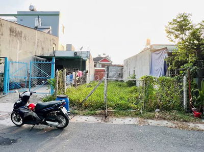 Kẹt tiền bán gấp lô đất 192m2 ngay Tân Thông Hội, Sẵn thổ cư, 860tr