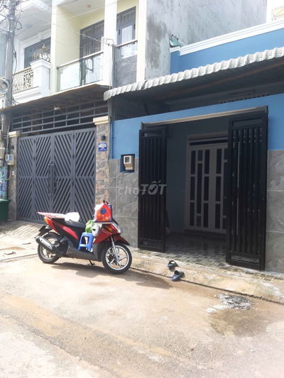 Nhà cấp 4 - 52m2 - 1 phòng ngủ - hẻm 58 Võ Văn Hát, Long Trường, Q.9