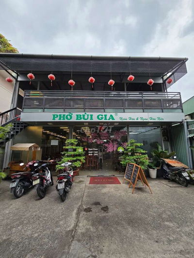 MT XUÂN THỦY, THẢO ĐIỀN, QUẬN 2. DT 10×30, 2 LẦU, SÂN RỘNG