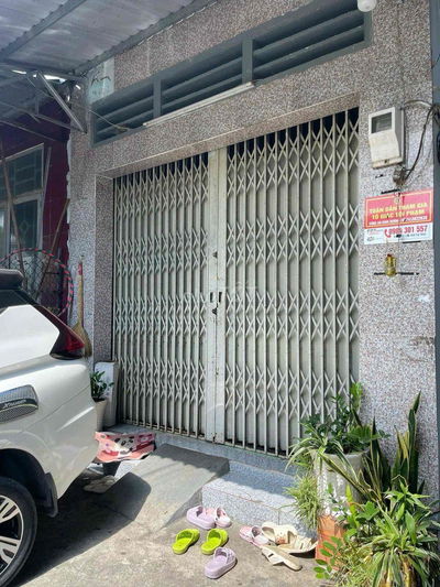 cần bán căn nhà d7 kdc viéting dt 150m2 full thổ cư